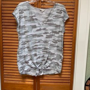 Lucky Brand Top, Size L, NWT, Grey,Black,& Green, V-Neck, Cap Sleeves,Ties